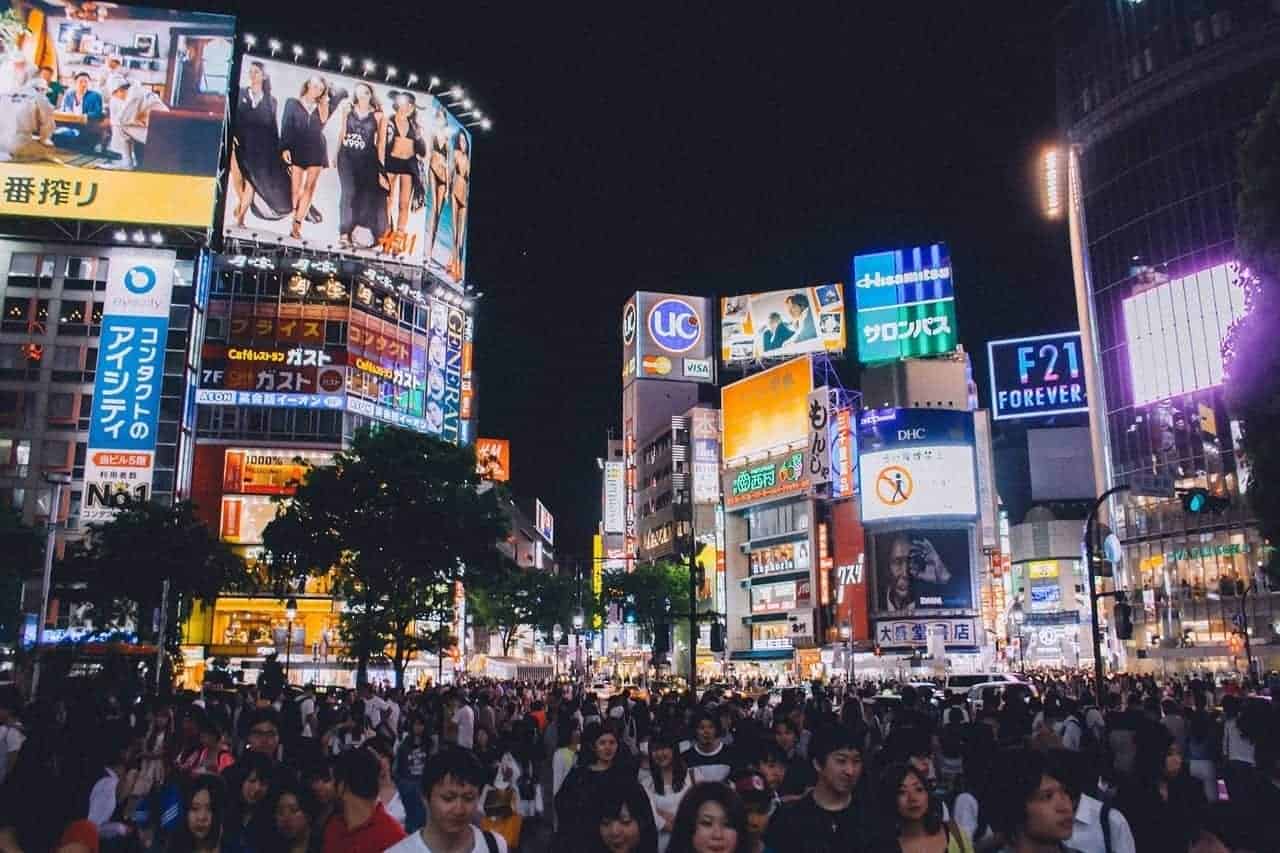 shibuya crossing night tokyo bucket list experience
